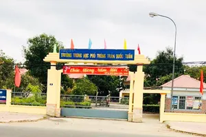 Một nữ sinh bị bạn rạch mặt vì được điểm cao sau kỳ thi