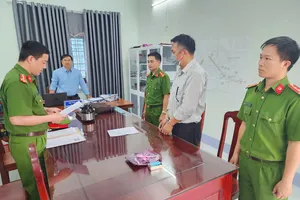 Bắt giam 1 chủ tịch hội đồng quản trị liên hiệp HTX tại Kon Tum