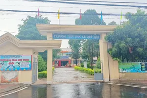 Sau tiệc liên hoan cuối năm, 11 học sinh có dấu hiệu ngộ độc