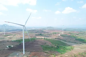 Dự án điện gió phớt lờ yêu cầu của địa phương, vận hành thử nghiệm