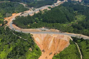 Bộ GTVT phản hồi đề xuất làm đường cao tốc nối Quảng Ngãi - Kon Tum