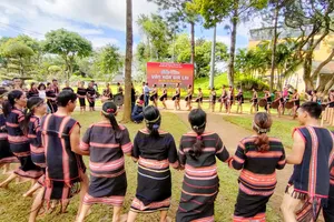 Trải nghiệm cồng chiêng Tây Nguyên qua "Sắc màu văn hóa Gia Lai"