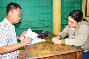 Lợi dụng quen biết, vay tiền rồi bỏ trốn