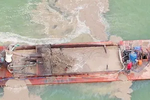 Gia Lai: Lúng túng trong xử lý khai thác cát lòng hồ thủy điện Ia Ly