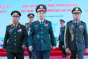 Giao lưu hữu nghị cấp Bộ trưởng Bộ Quốc phòng ba nước Việt Nam - Lào - Campuchia 
