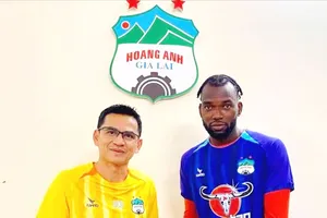 CLB Hoàng Anh Gia Lai đề nghị ngăn xuất cảnh đối với cầu thủ Martin Dzilah