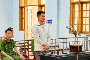 Vụ bị hại cầm dao rựa uy hiếp bị cáo: Toà tuyên y án sơ thẩm