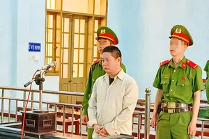 19 năm tù cho kẻ hiếp dâm con riêng của vợ đến mang thai