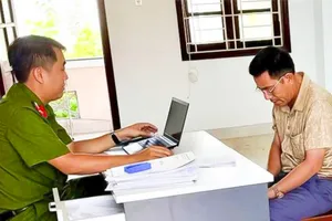 Khởi tố 1 giám đốc công ty sản xuất cà phê giả