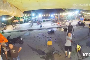 Công an xác minh nhóm người mang súng, không trả tiền nhậu còn đập phá quán ở Gia Lai