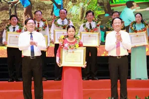 Gia Lai tôn vinh 80 gương điển hình tiên tiến