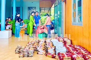 Tạm giữ giám đốc 1 công ty về hành vi sản xuất, buôn bán cà phê giả