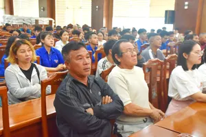 Gia Lai tuyên truyền chống khai thác IUU bằng phiên tòa giả định