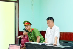 Giám đốc lãnh án vì dùng dao chém chủ nợ 