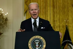 Tổng thống Mỹ Joe Biden phát biểu ngày 15-2. Ảnh: REUTERS 