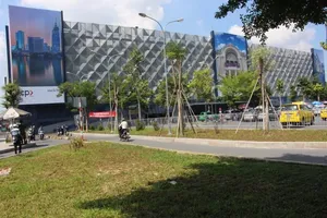 Hoàn thành bãi xe 550 tỉ đồng ở sân bay Tân Sơn Nhất