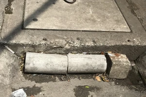 TP.HCM: Hàng loạt cống thoát nước bị “bức tử“