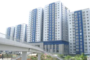  Chuyển cư dân Carina ở tạm chung cư City Gate Towers