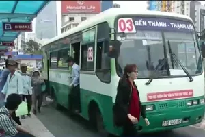 'Xe buýt TP.HCM nhìn là thấy không bắt mắt rồi!'