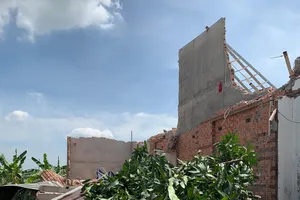 Chùm ảnh: Cưỡng chế 17 căn nhà xây dựng không phép ở Bình Chánh