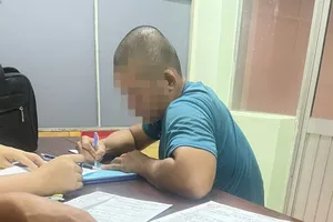 Bình Phước: Tài xế xe tải say rượu lái xe loạng choạng trên quốc lộ