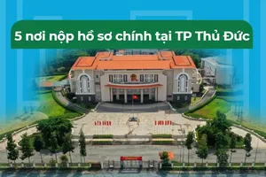 Người dân TP Thủ Đức đến nộp hồ sơ tại 5 địa điểm sau