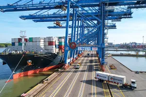 Bộ 3 hoàn hảo để TP.HCM có khu thương mại tự do tầm cỡ