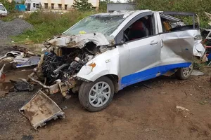 Nữ tài xế taxi say rượu, chạy 107 km/h làm 3 người chết