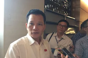 Họp kín việc tiêu hủy 20.000 viên thuốc đặc trị ung thư