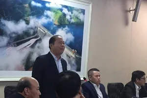 Tàu Bắc-Nam phải tạm dừng hoạt động nếu không có tiền