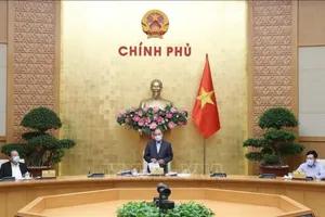 Thủ tướng: Sớm vực dậy nền kinh tế sau dịch COVID-19