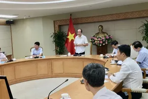 Loại bỏ hết giấy tờ con tạo cơ chế 'xin- cho'