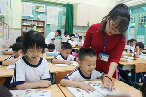 Đề xuất giảm 104 chứng chỉ bồi dưỡng với công chức, viên chức