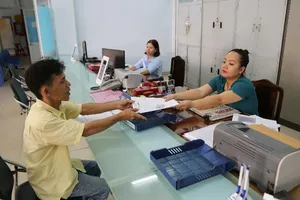 Bộ Nội vụ: Lãnh đạo chủ động xin thôi giữ chức vụ khi uy tín thấp