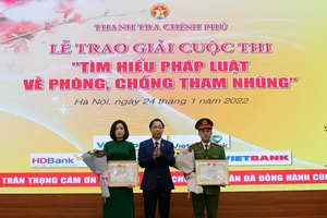 Trao giải Cuộc thi 'Tìm hiểu pháp luật về phòng, chống tham nhũng'