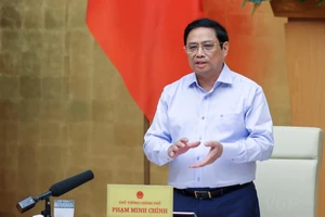 Thủ tướng đề nghị Bộ Công an phải có giải pháp liên quan mẫu hộ chiếu mới 