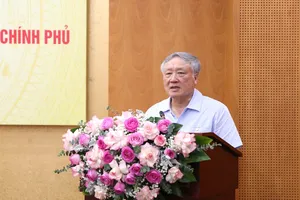 Phó Thủ tướng Nguyễn Hòa Bình: Đừng tạo ra cơ chế vòng vo, con gà - quả trứng