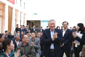 Phó Thủ tướng: Khi chưa có bảng lương mới, sẽ tiếp tục điều chỉnh tăng lương cơ bản năm 2026