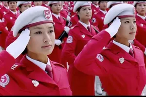 Ông Tập Cận Bình kêu gọi quân đội sẵn sàng cho chiến tranh khu vực