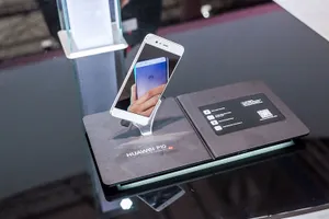 Huawei bất ngờ thắng lớn trong mảng di động