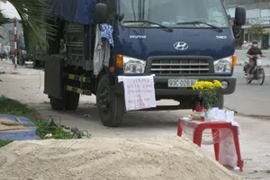 Lập bàn thờ đòi nợ: Phạt hành chính trước