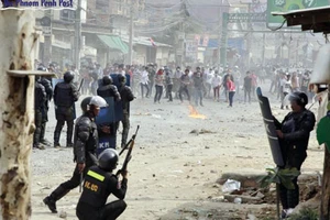 Công nhân bạo động ở Campuchia 