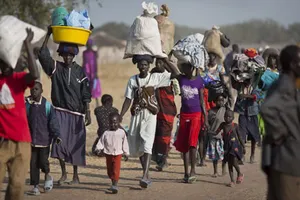 Nam Sudan vừa đánh vừa đàm