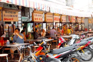 Lập nghiệp ở Sài Gòn 