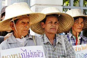 Chiến dịch đóng cửa Bangkok: Nông dân kiện thủ tướng