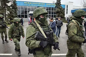 Các binh sĩ Nga chiếm sân bay Crimea?