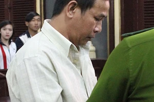 Hàng xóm ồn ào, người chết, kẻ lãnh án