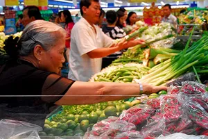 Lo ngại chất lượng hàng trong siêu thị: Đánh đố với “đát” 