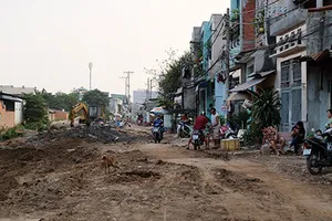 Kênh thành đường, nhà chưa thể xây