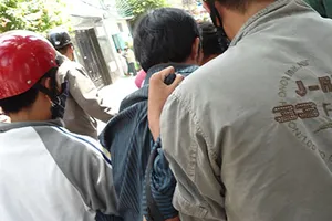 Đưa bạn gái vào khách sạn để giết, cướp 